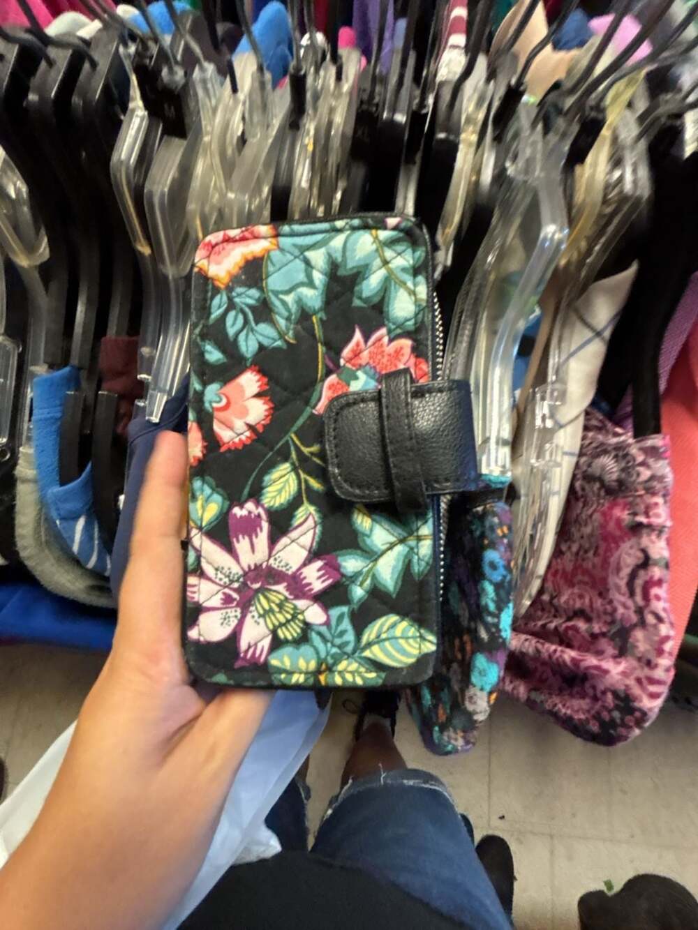 Vera Bradley Vines Floral RFID Smartphone Wristlet Wallet